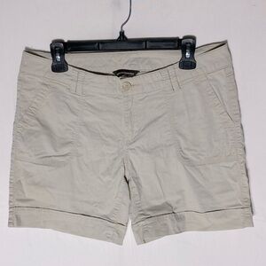 5/$25 Denver Hayes Beige Khaki Casual Shorts 32